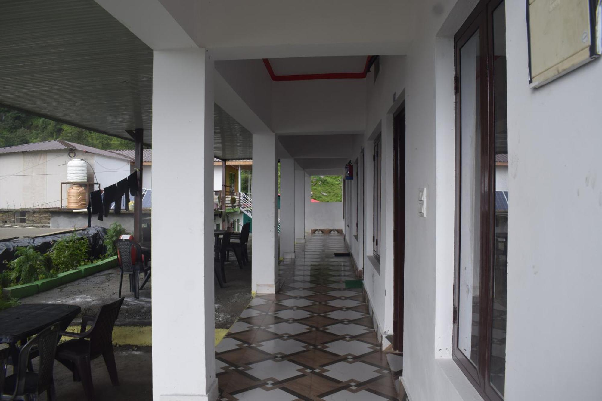 Himrab Chopta Resort Exterior photo