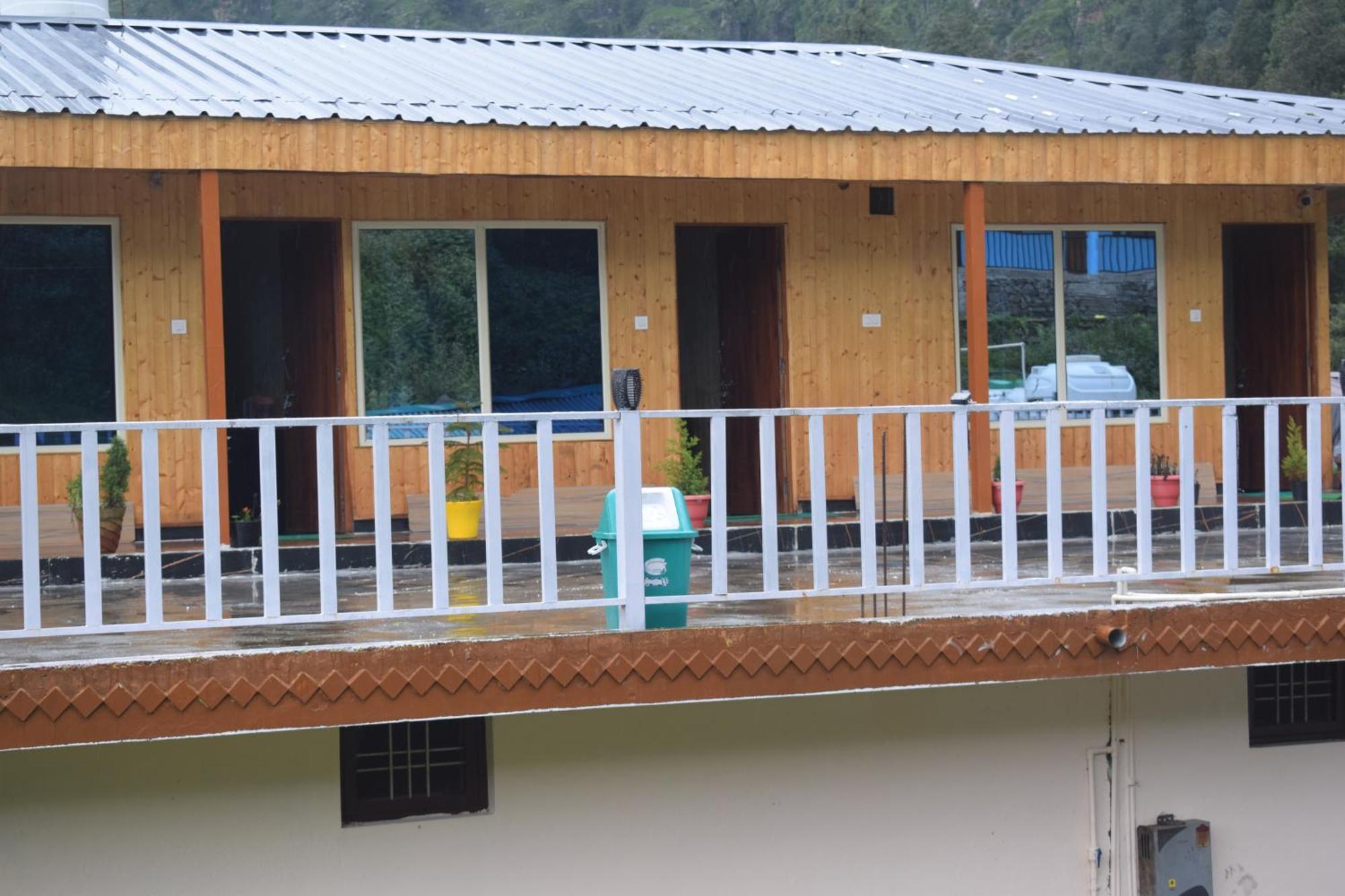 Himrab Chopta Resort Exterior photo